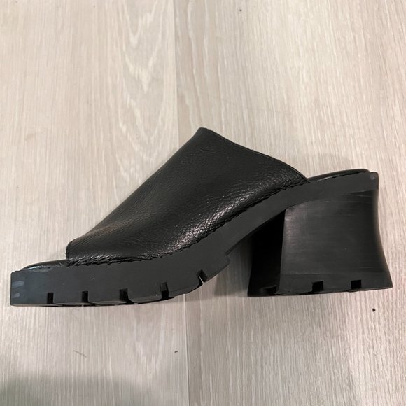 MIA y2k Chunky Platform Mules Sandals Size 8.5 - Picture 3 of 5